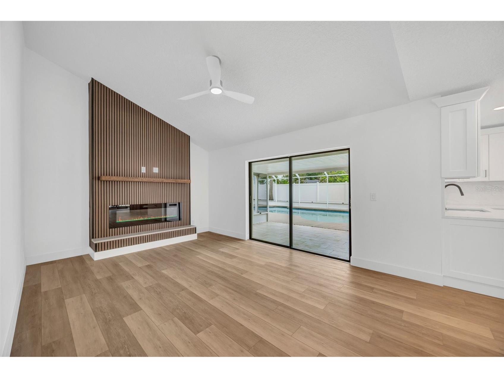 7818 Capwood Avenue Tampa FL 33637 TB8511958 image15