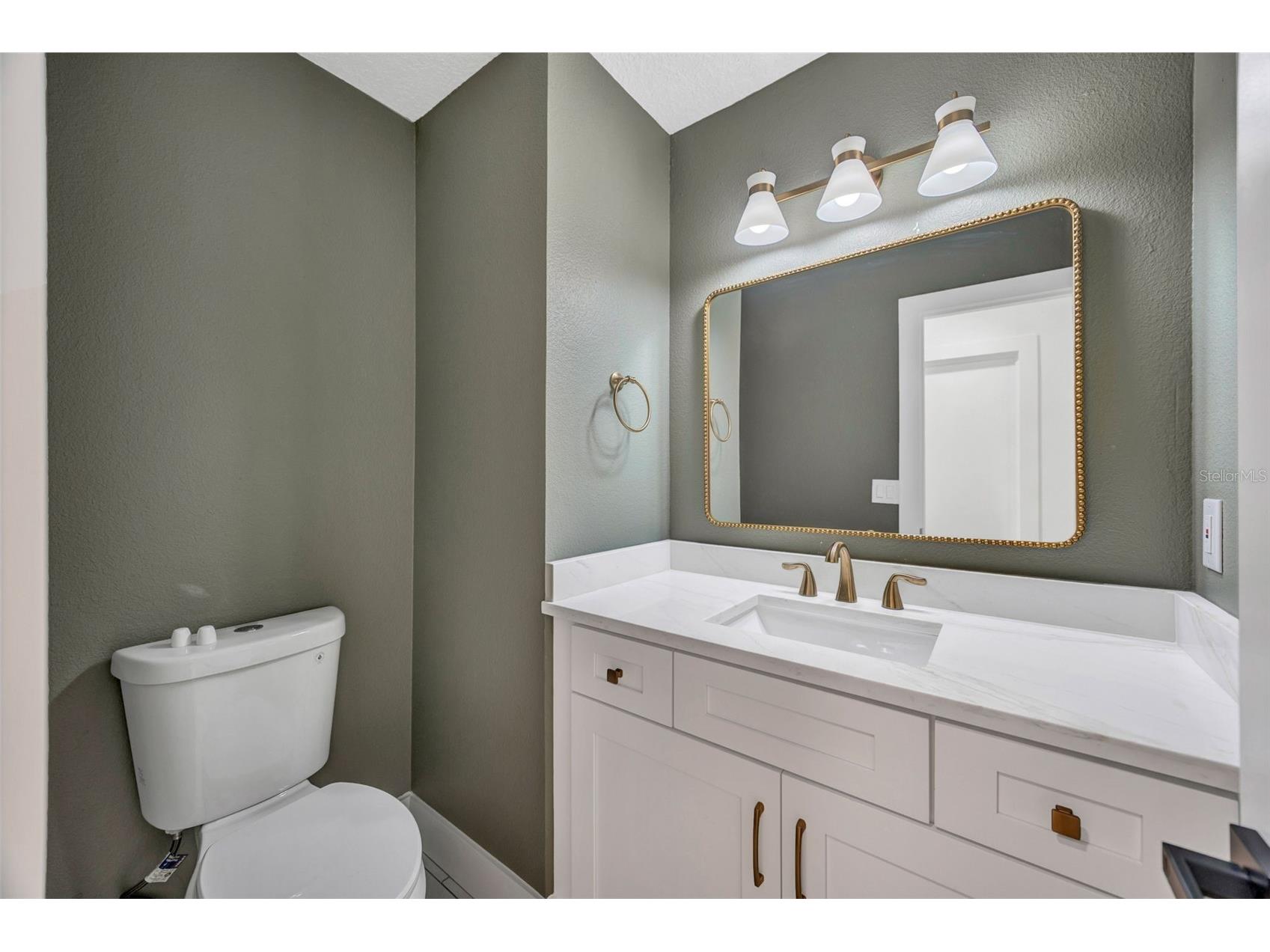 7818 Capwood Avenue Tampa FL 33637 TB8511958 image25