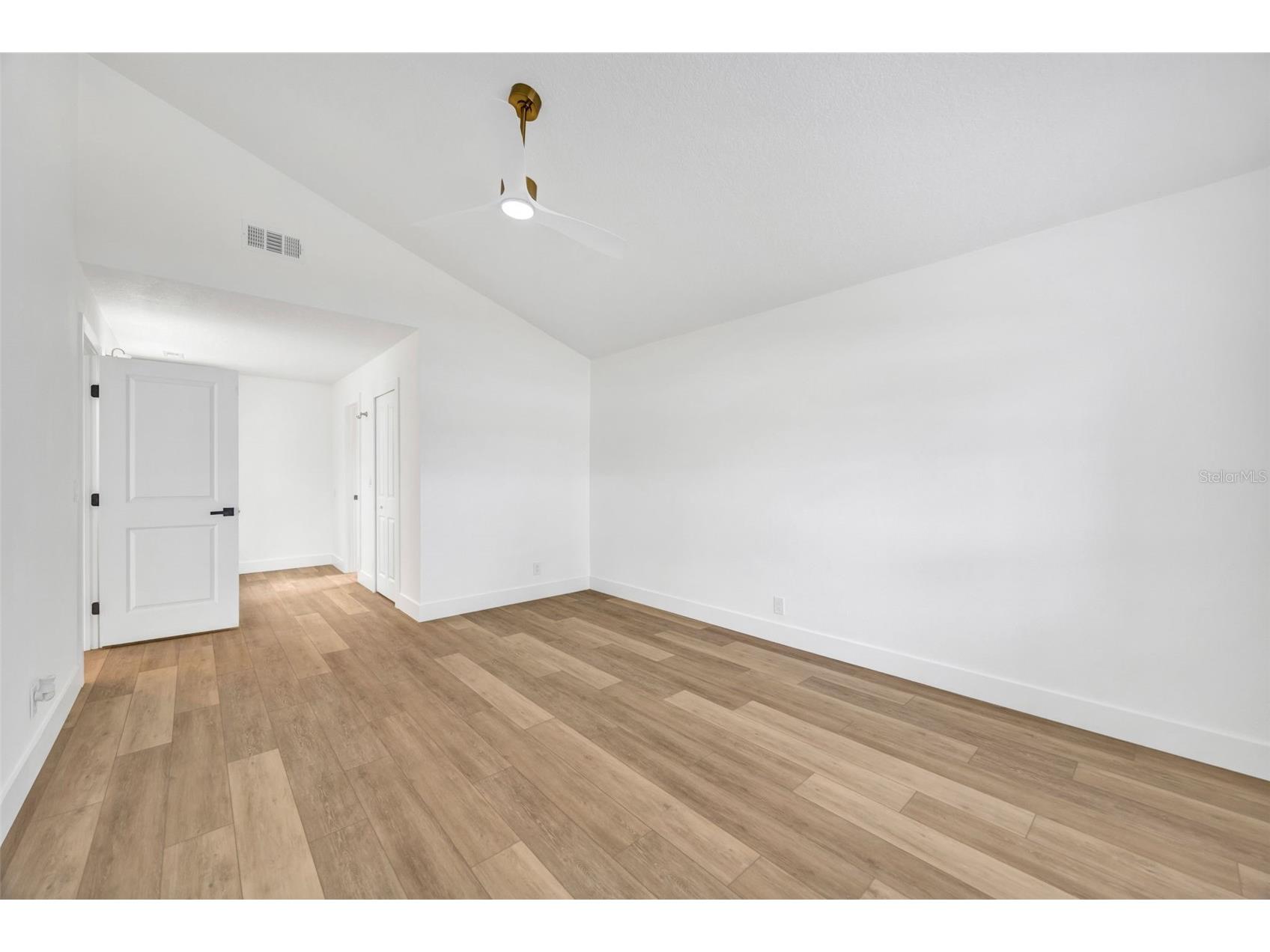 7818 Capwood Avenue Tampa FL 33637 TB8511958 image29