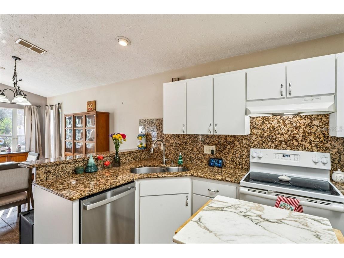 7818 Fashion Loop New Port Richey FL 34654 W7881136 image11