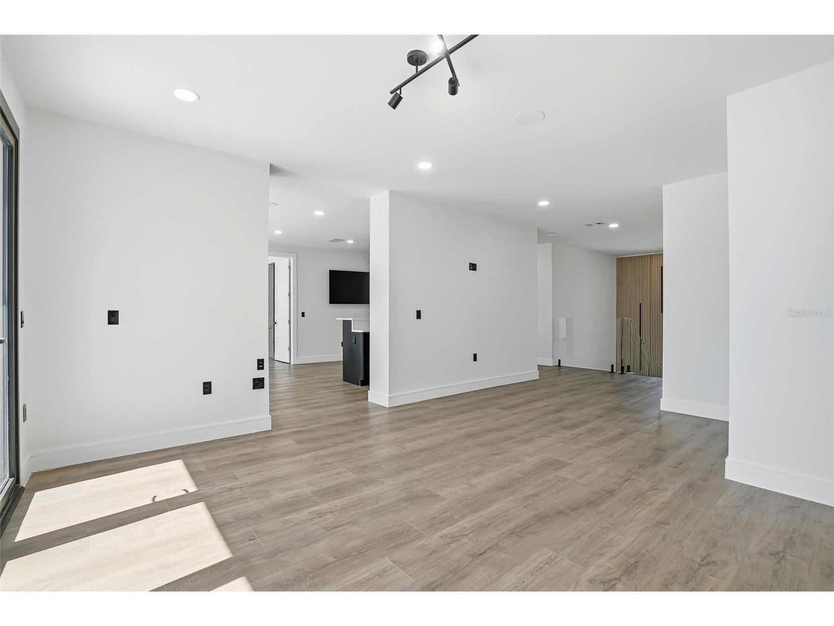 7818 N Hubert Avenue Tampa FL 33614 TB8478612 image62