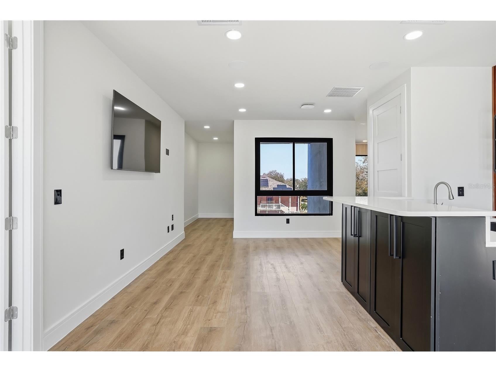 7818 N Hubert Avenue Tampa FL 33614 TB8478612 image65