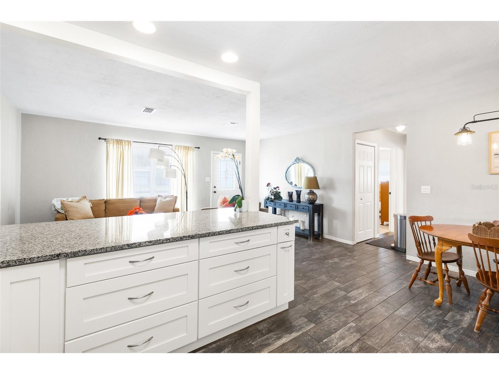 782 42nd Avenue NE Saint Petersburg FL 33703 TB8523536 image12