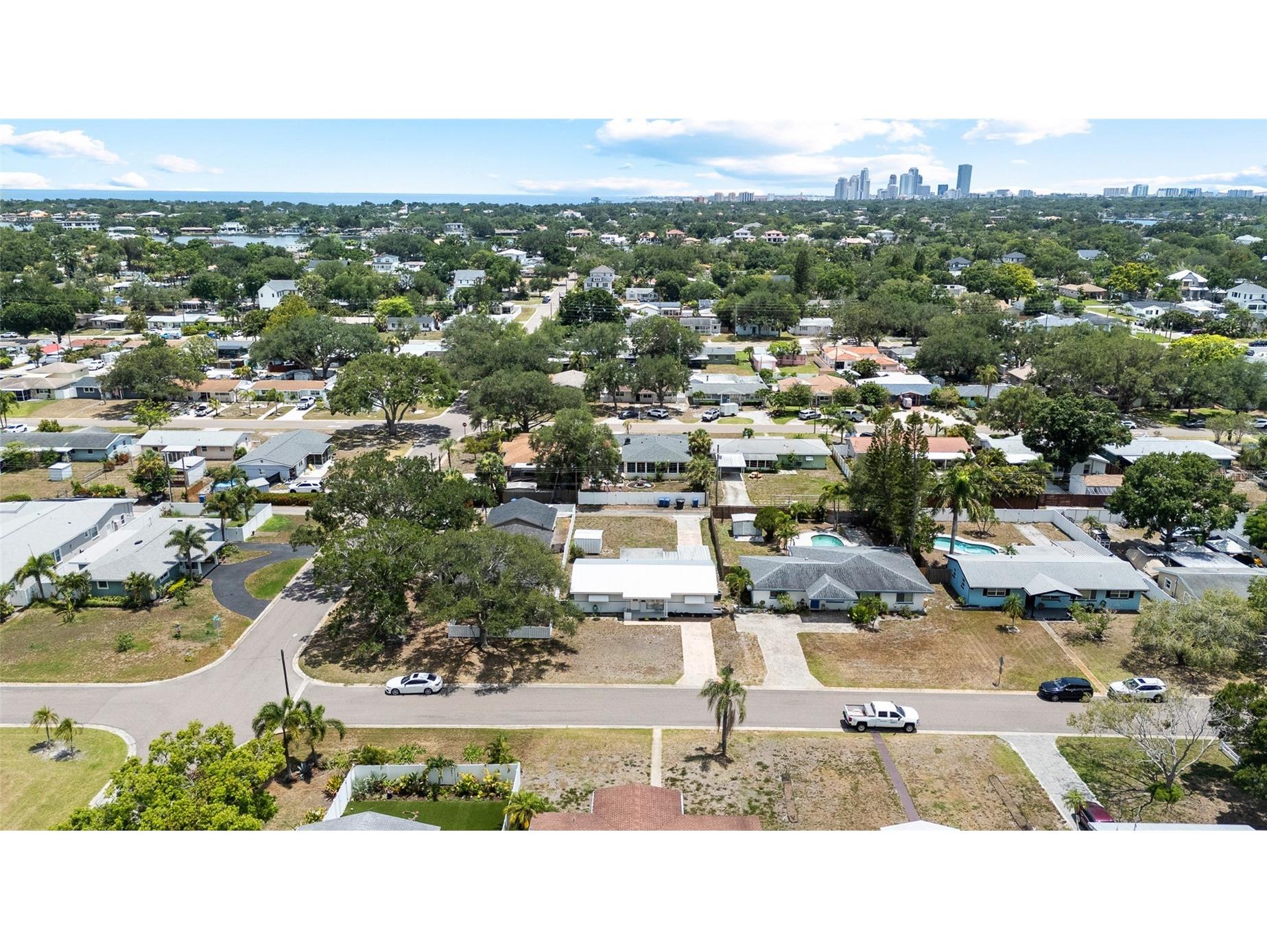 782 42nd Avenue NE Saint Petersburg FL 33703 TB8523536 image35