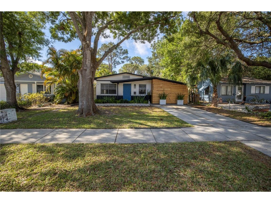 782 47th Avenue N Saint Petersburg FL 33703 U8197551 image1