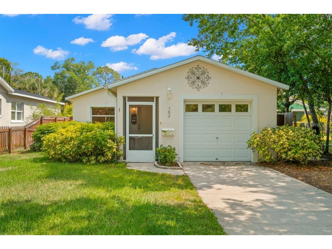 782 50th Avenue N Saint Petersburg FL 33703 U8241821 image1