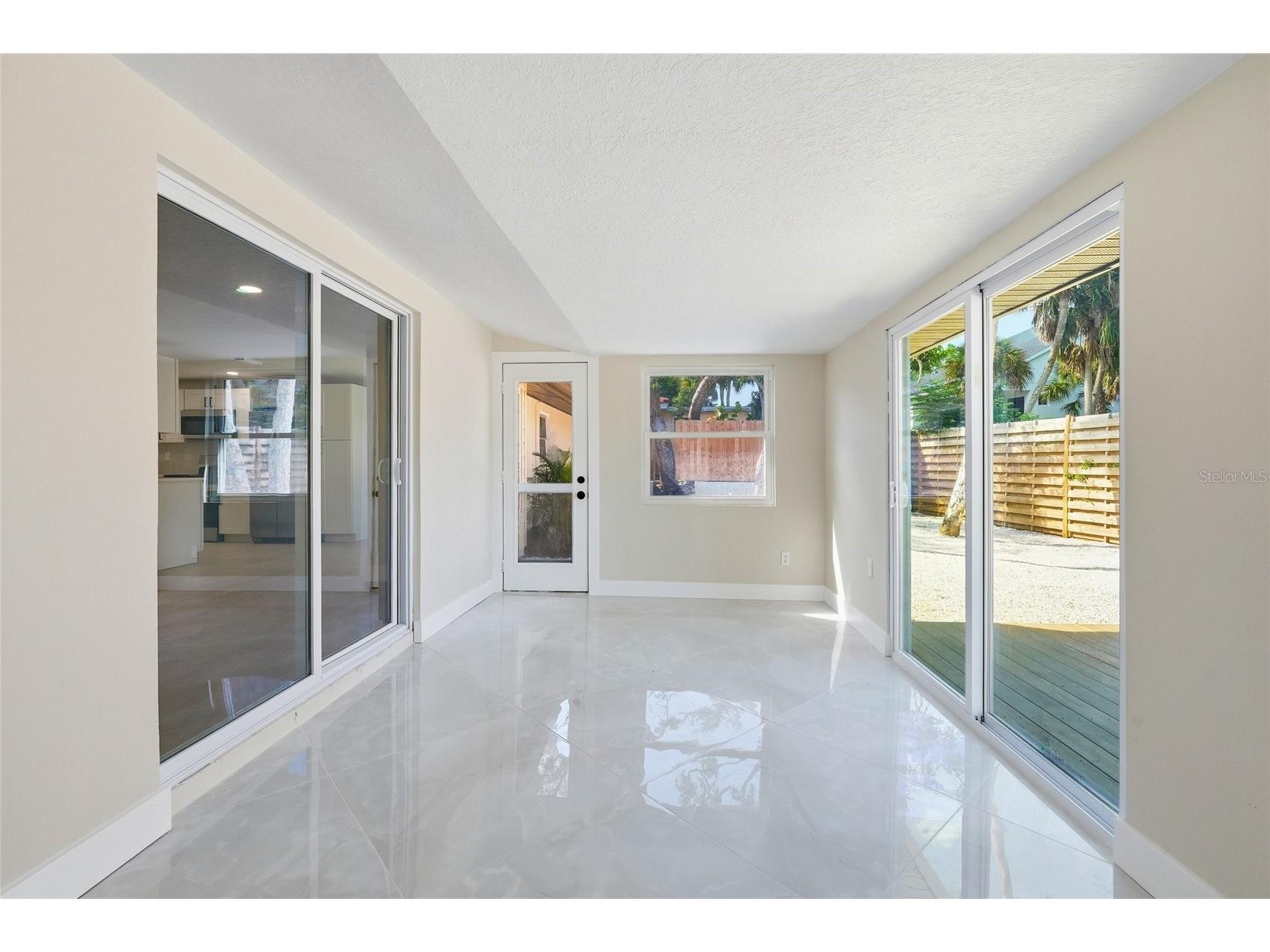 782 Birdsong Lane Sarasota FL 34242 A4697751 image23