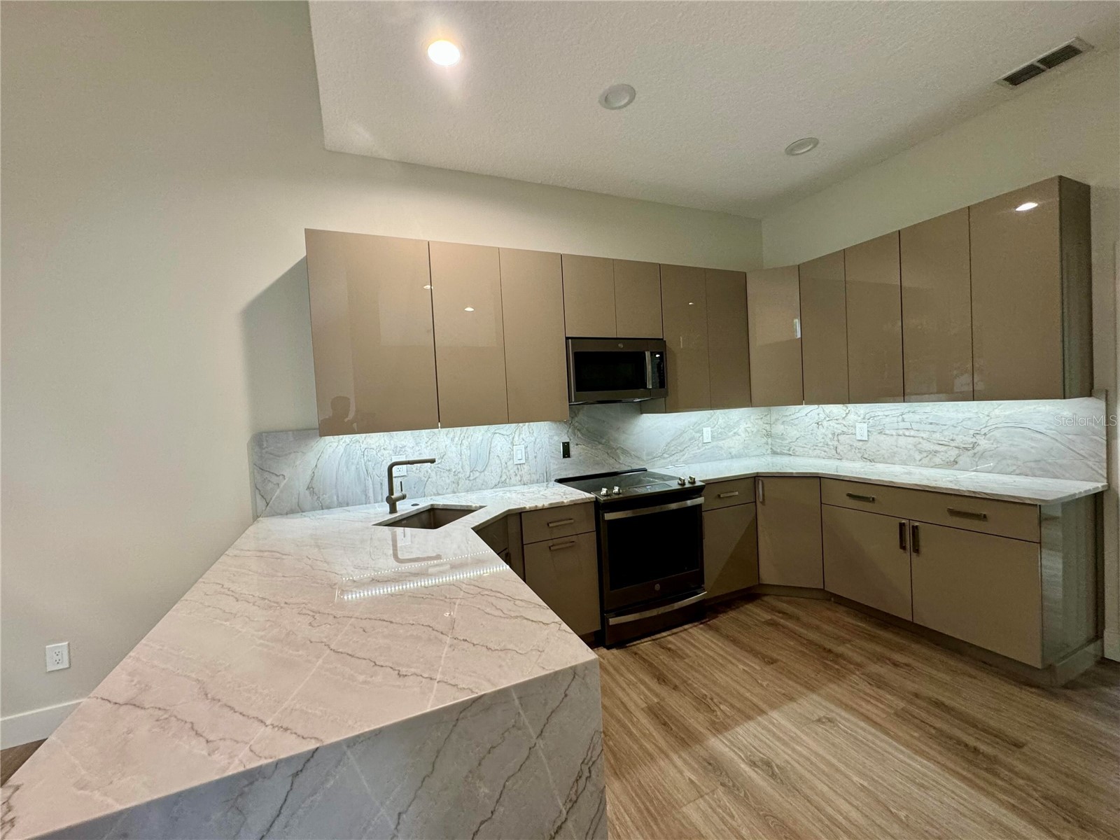 782 S Pennsylvania Avenue #1 Winter Park FL 32789 O6380197 image8