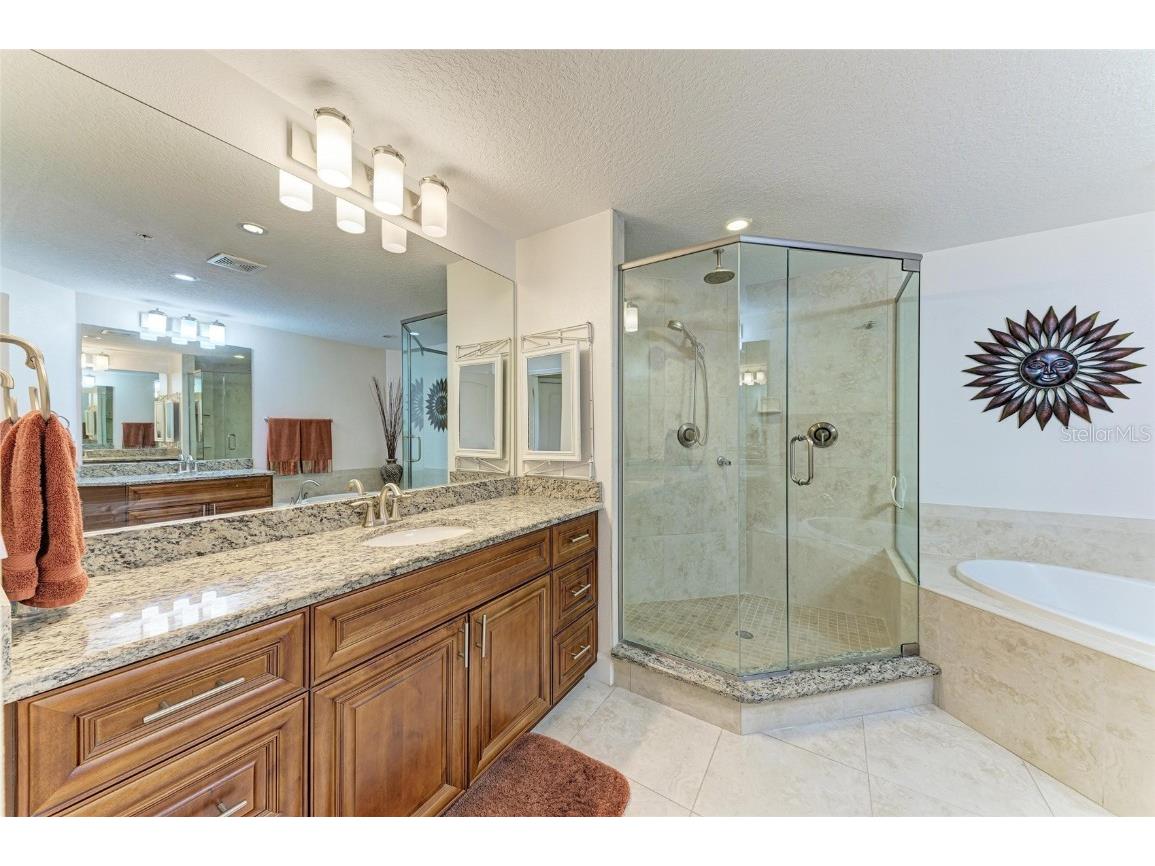 7820 34th Avenue W #102 Bradenton FL 34209 - PALMA SOLA BAY A4655310 image26