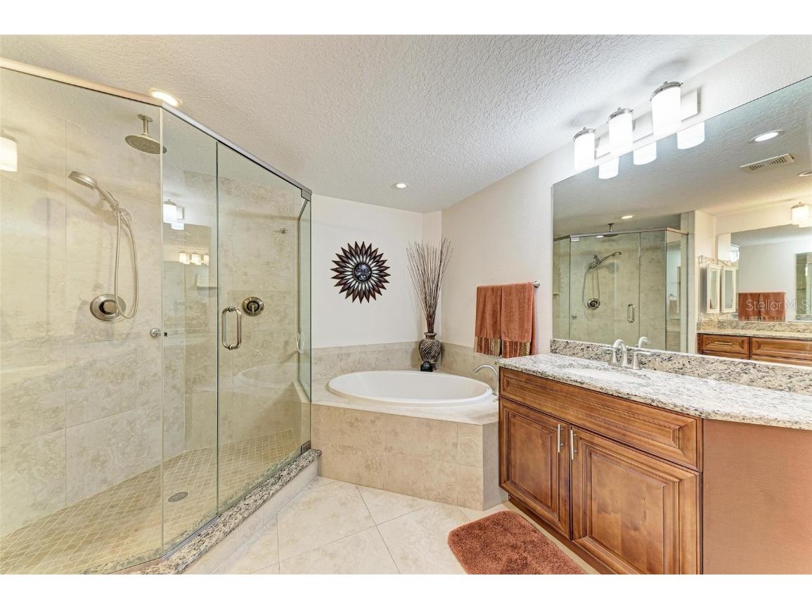 7820 34th Avenue W #102 Bradenton FL 34209 - PALMA SOLA BAY A4655310 image27