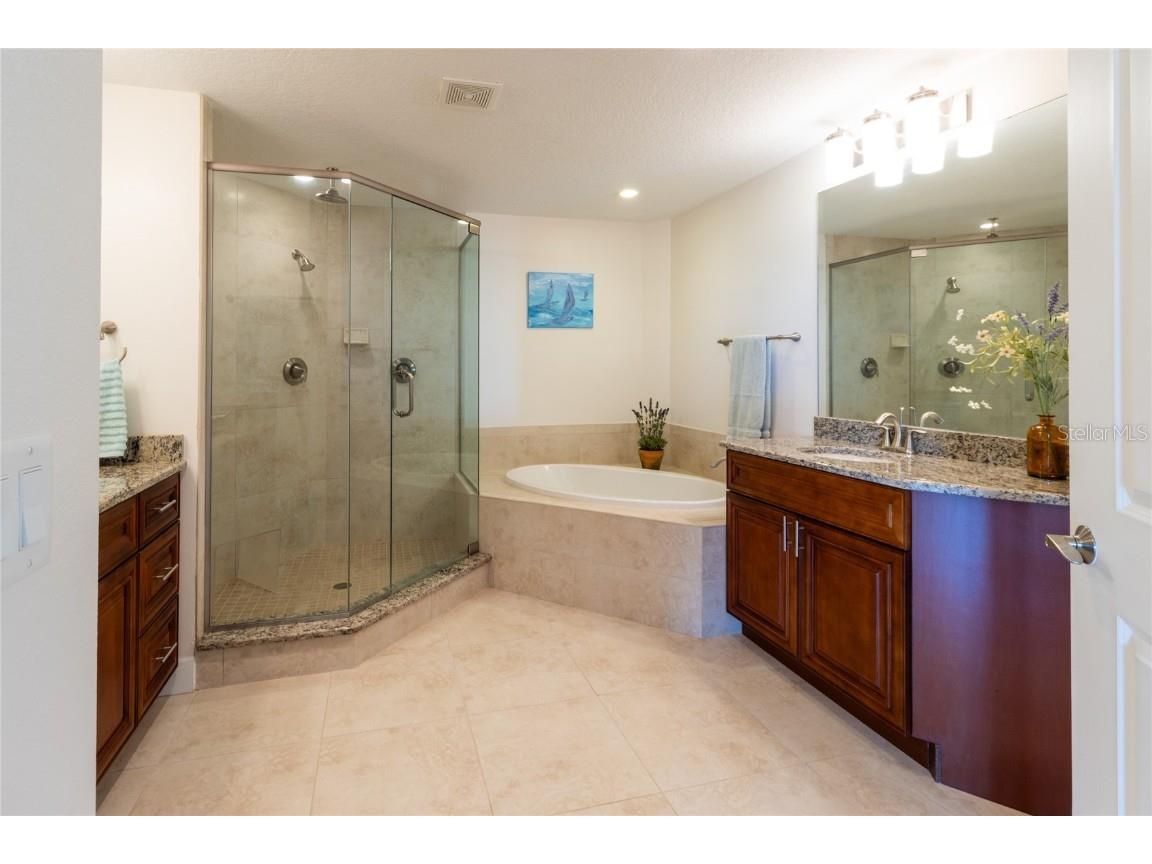 7820 34th Avenue W #202 Bradenton FL 34209 A4596808 image34