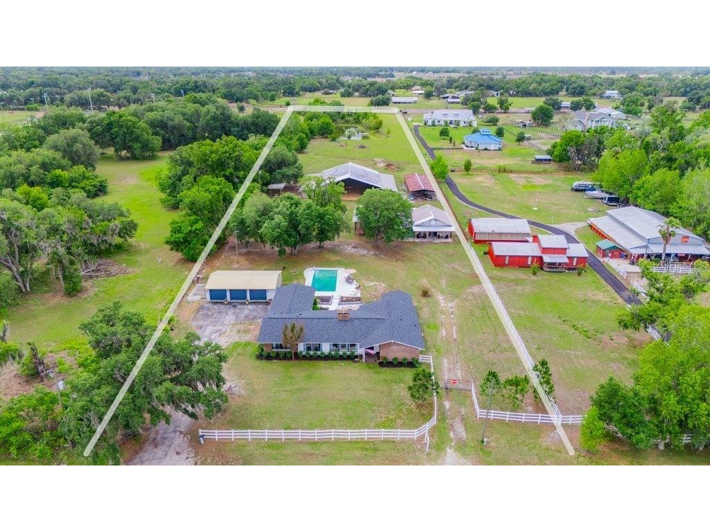 7820 Lithia Pinecrest Road Lithia FL 33547 TB8495388 image1