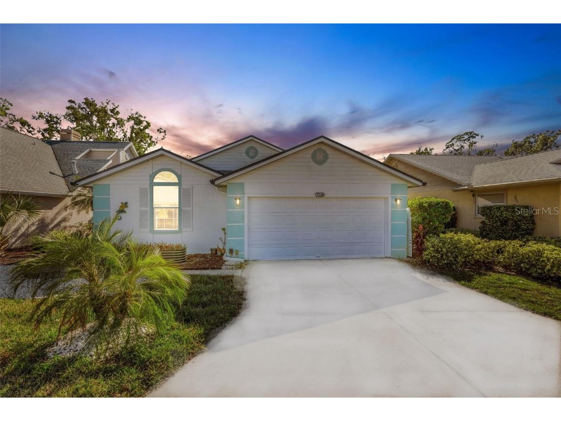 7820 Ontario Street Circle Sarasota FL 34243 A4630612 image1