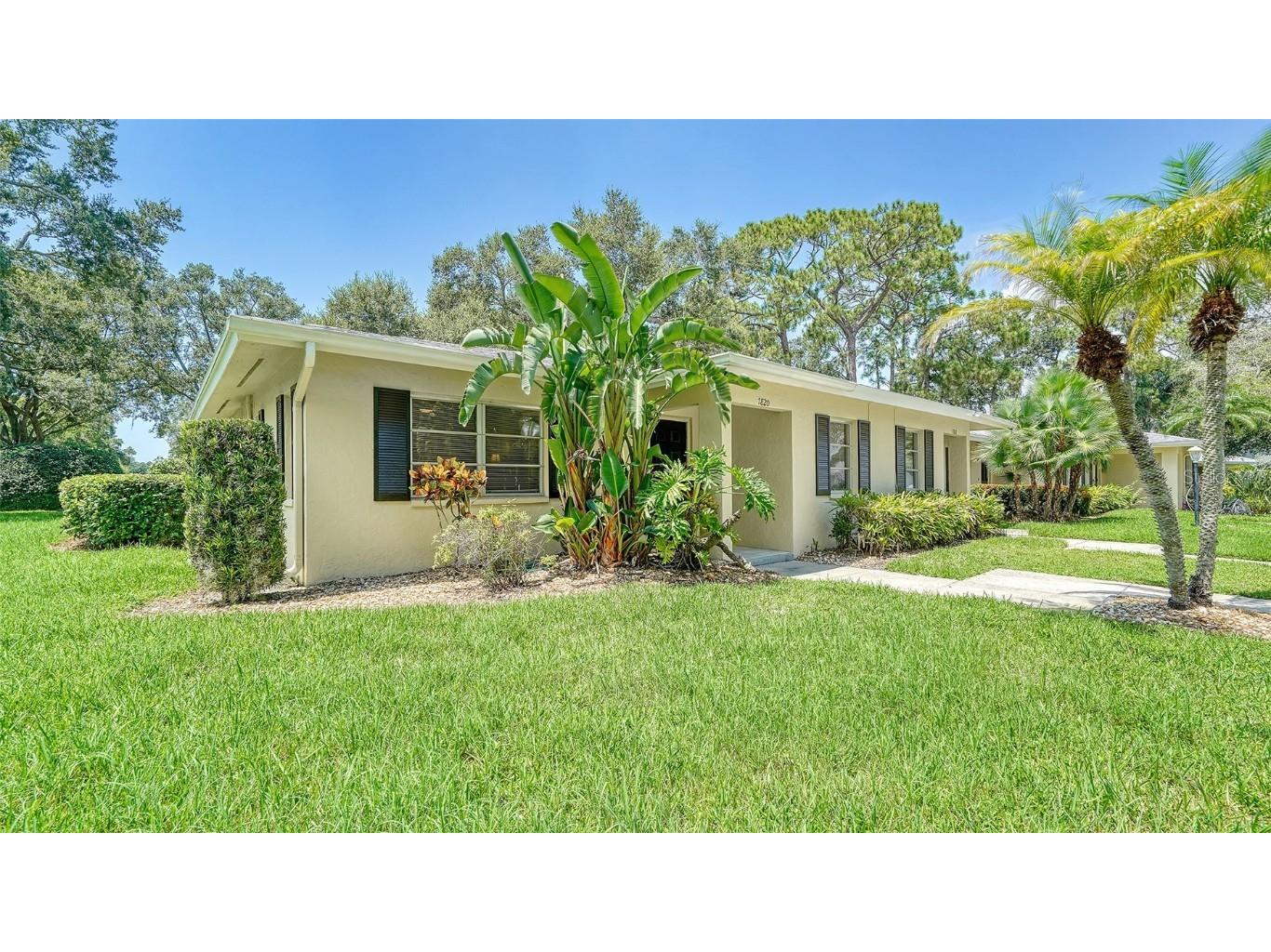 7820 Palm Aire Lane #7820 Sarasota FL 34243 A4620007 image1