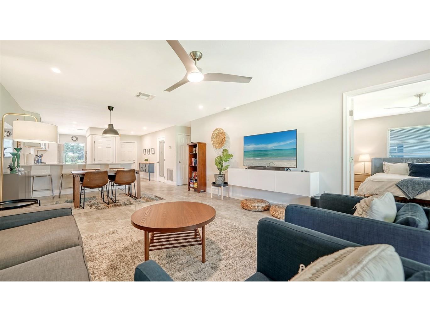 7820 Palm Aire Lane Sarasota FL 34243 A4659029 image14