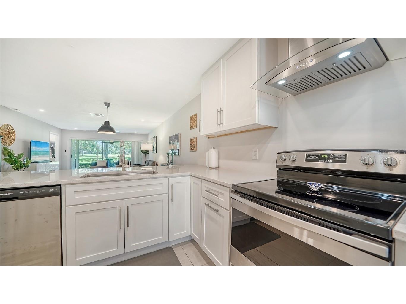 7820 Palm Aire Lane Sarasota FL 34243 A4659029 image21