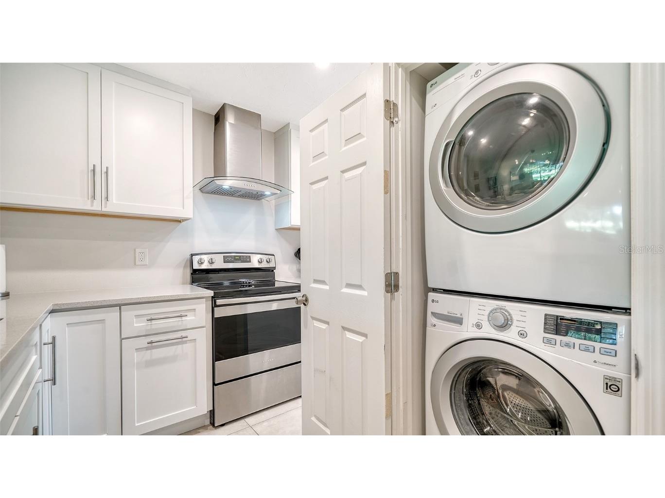 7820 Palm Aire Lane Sarasota FL 34243 A4659029 image22