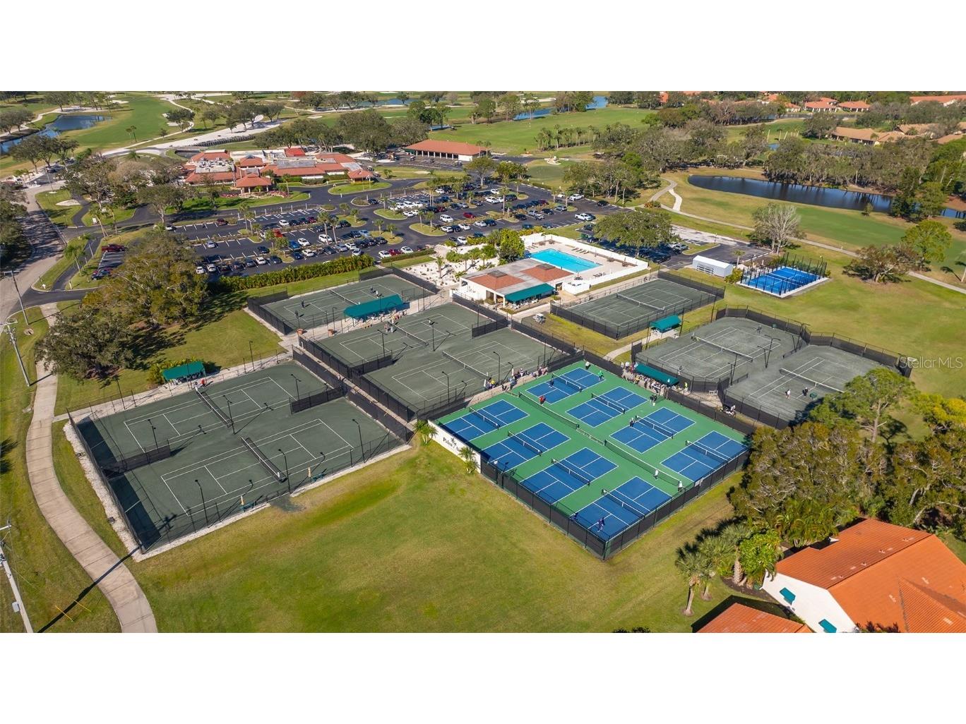 7820 Palm Aire Lane Sarasota FL 34243 A4659029 image41