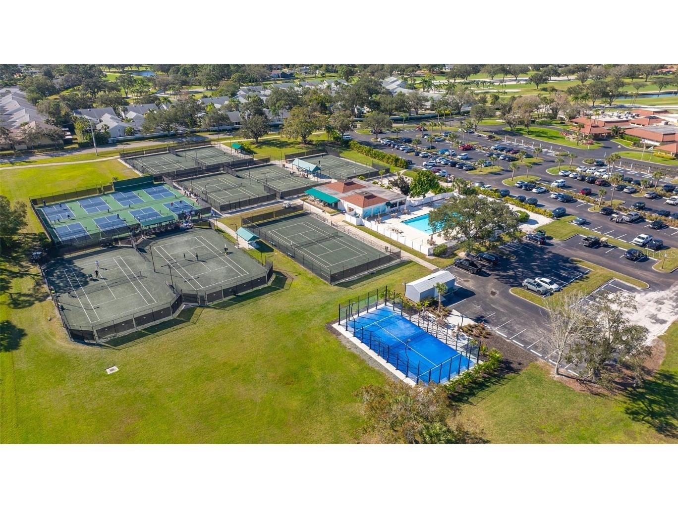 7820 Palm Aire Lane Sarasota FL 34243 A4659029 image49