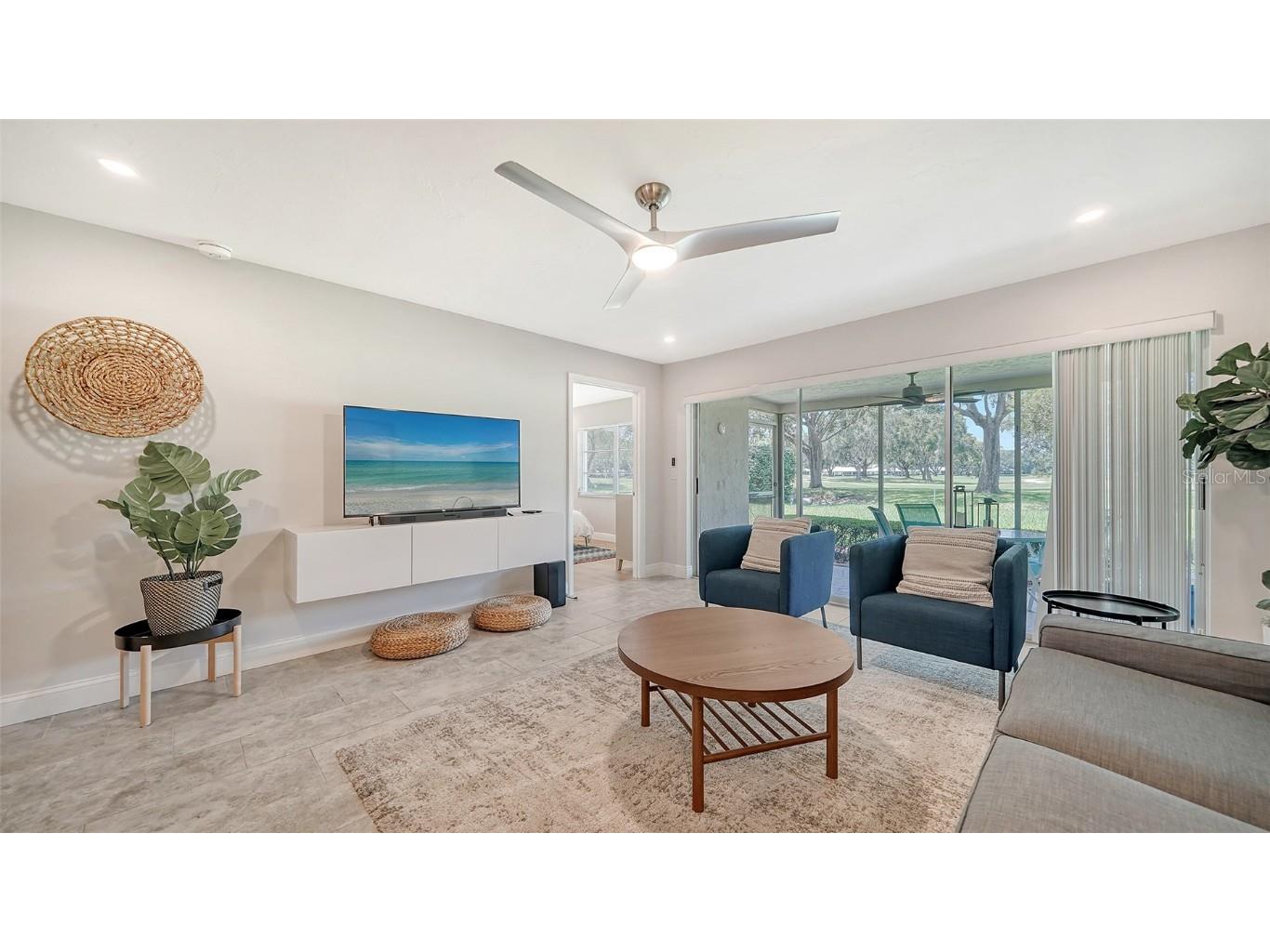 7820 Palm Aire Lane Sarasota FL 34243 A4659029 image9