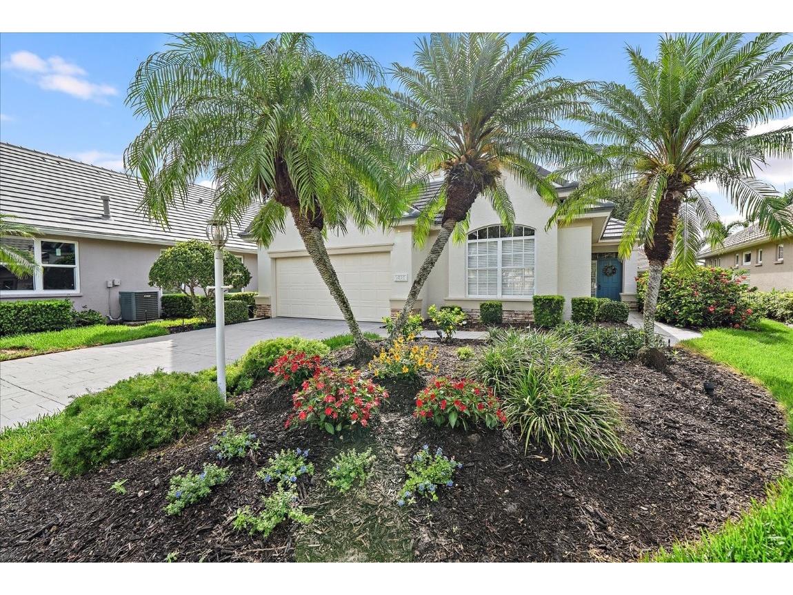 7821 Troon Court Lakewood Ranch FL 34202 A4651914 image1