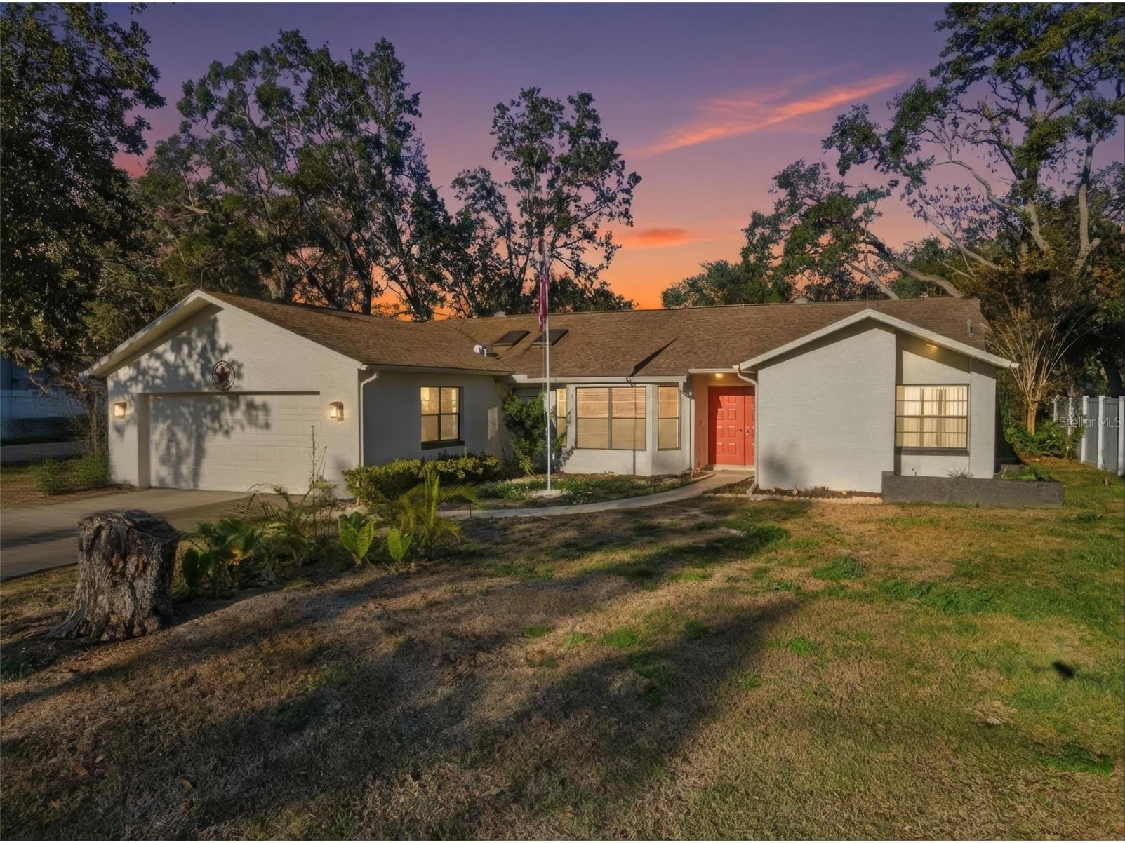 7822 Holiday Drive Spring Hill FL 34606 W7881472 image1