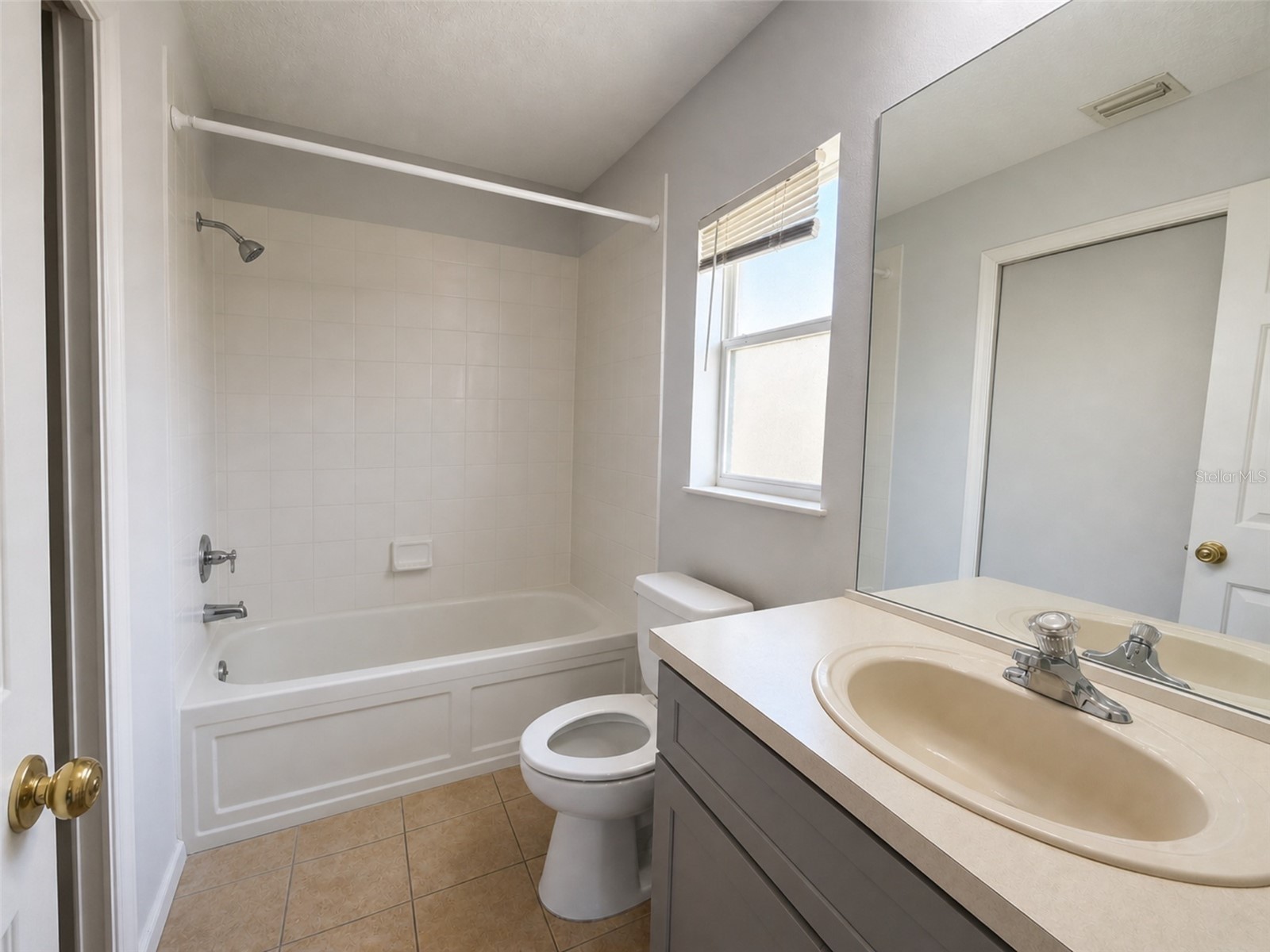 7823 Carriage Pointe Drive Gibsonton FL 33534 TB8504248 image10
