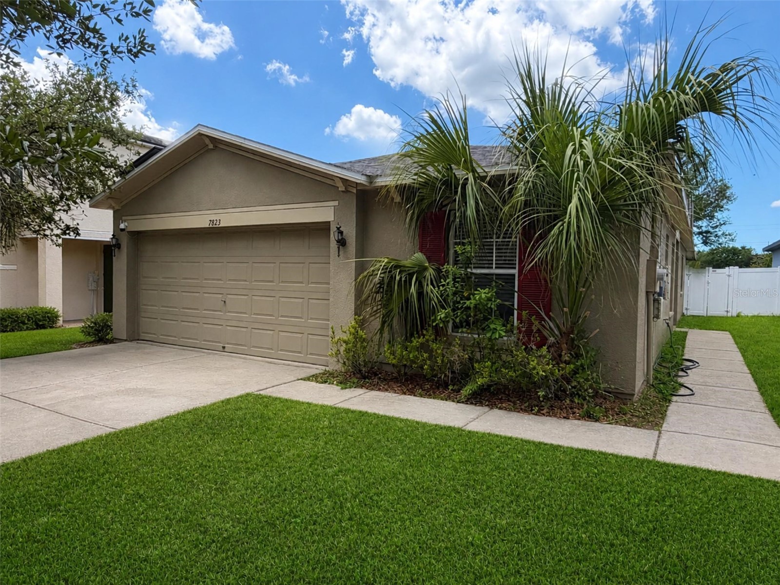 7823 Carriage Pointe Drive Gibsonton FL 33534 TB8504248 image2