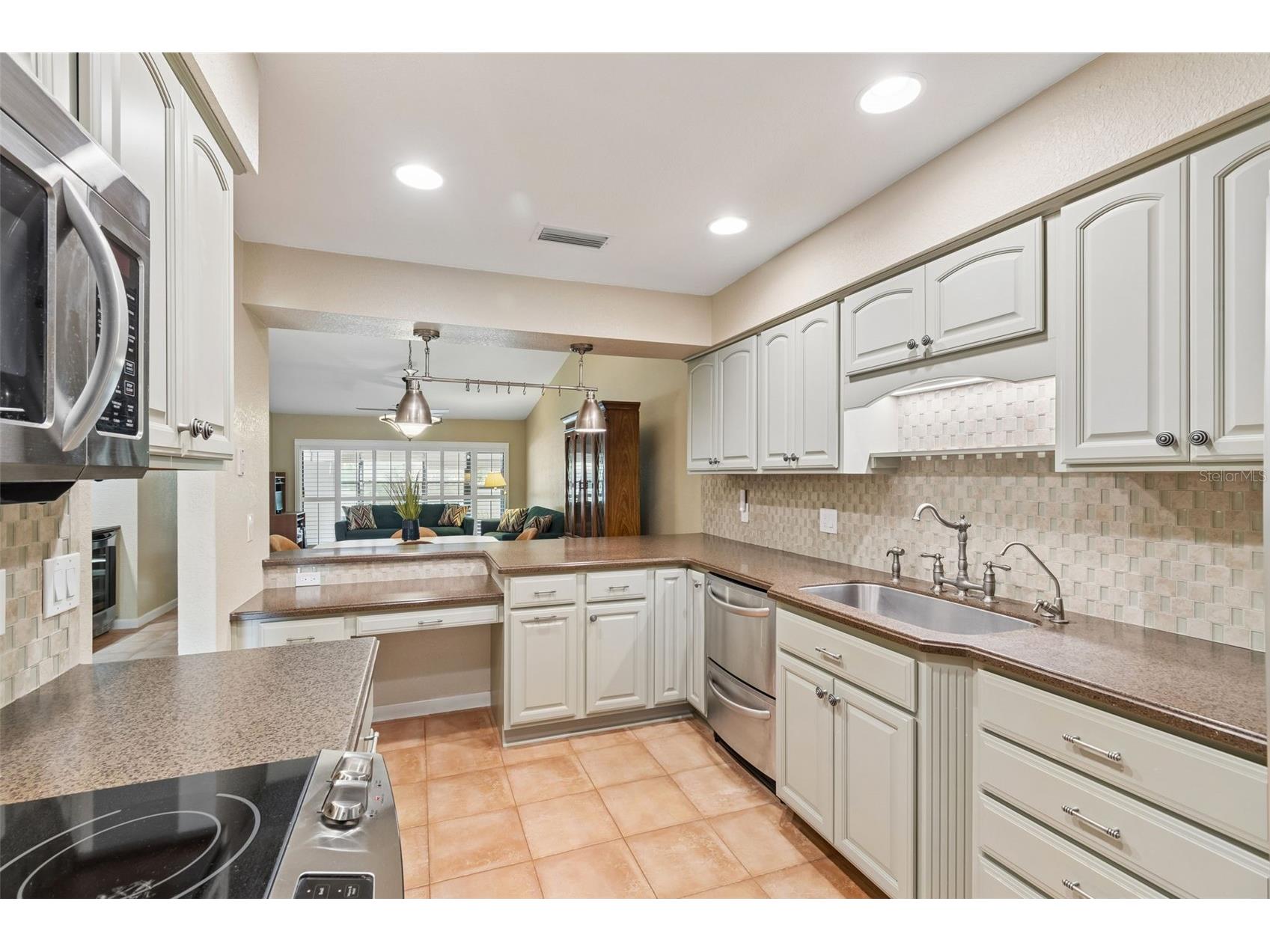 7823 Radcliffe Circle Port Richey FL 34668 TB8511373 image12