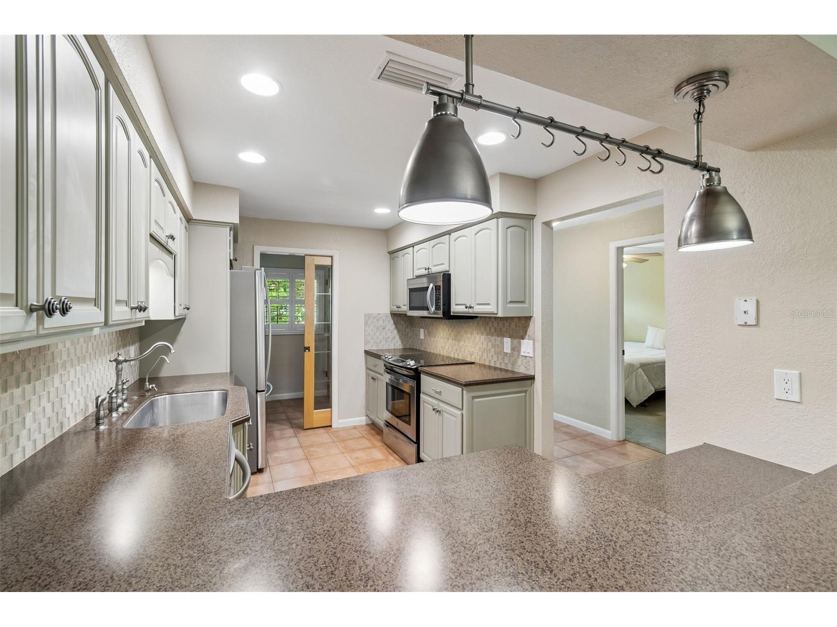 7823 Radcliffe Circle Port Richey FL 34668 TB8511373 image6
