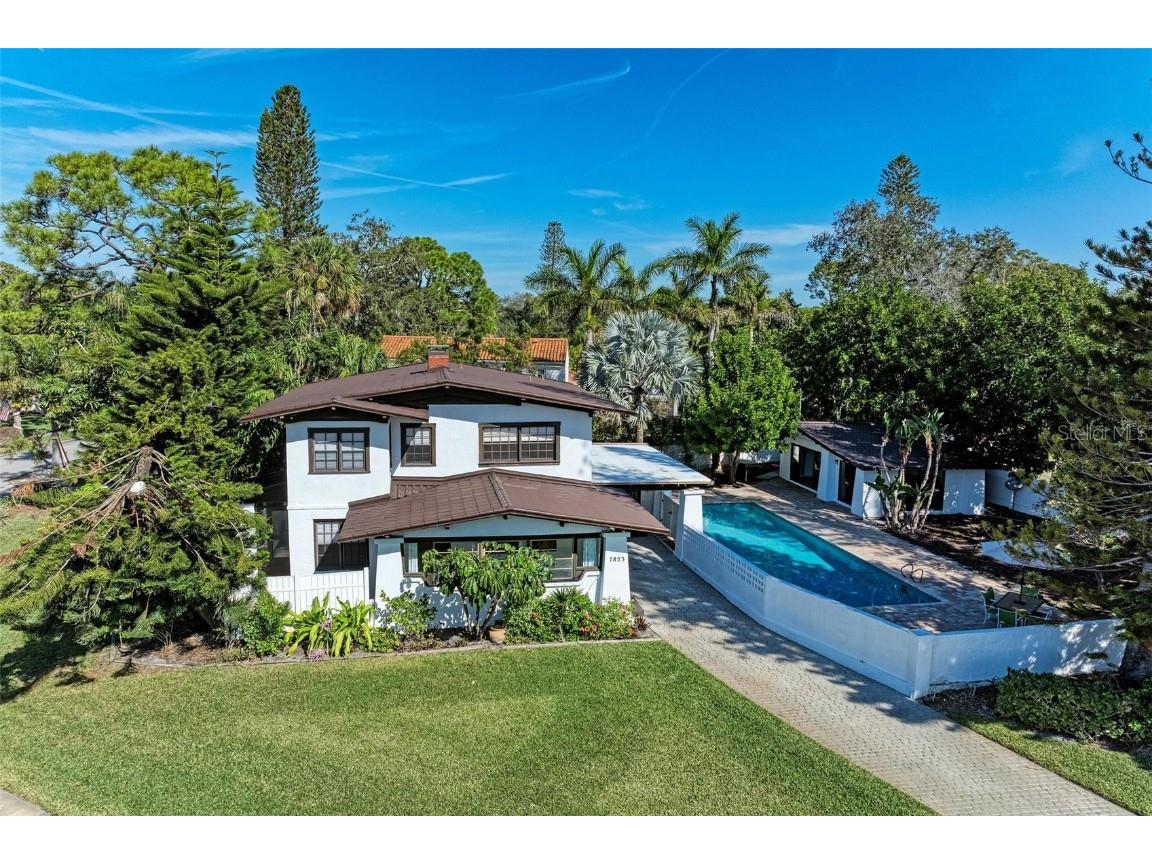 7823 San Juan Avenue Bradenton FL 34209 A4595353 image1