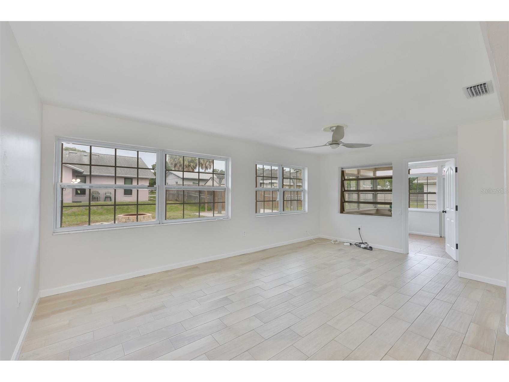 7824 115th Street Seminole FL 33772 TB8515802 image14
