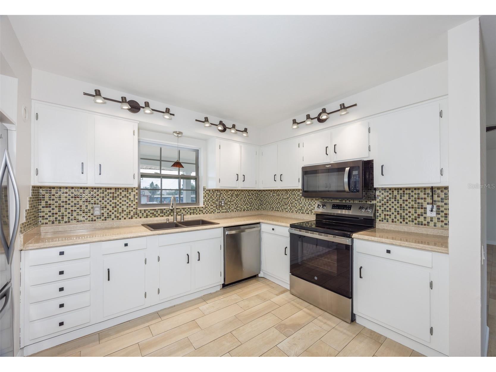 7824 115th Street Seminole FL 33772 TB8515802 image9
