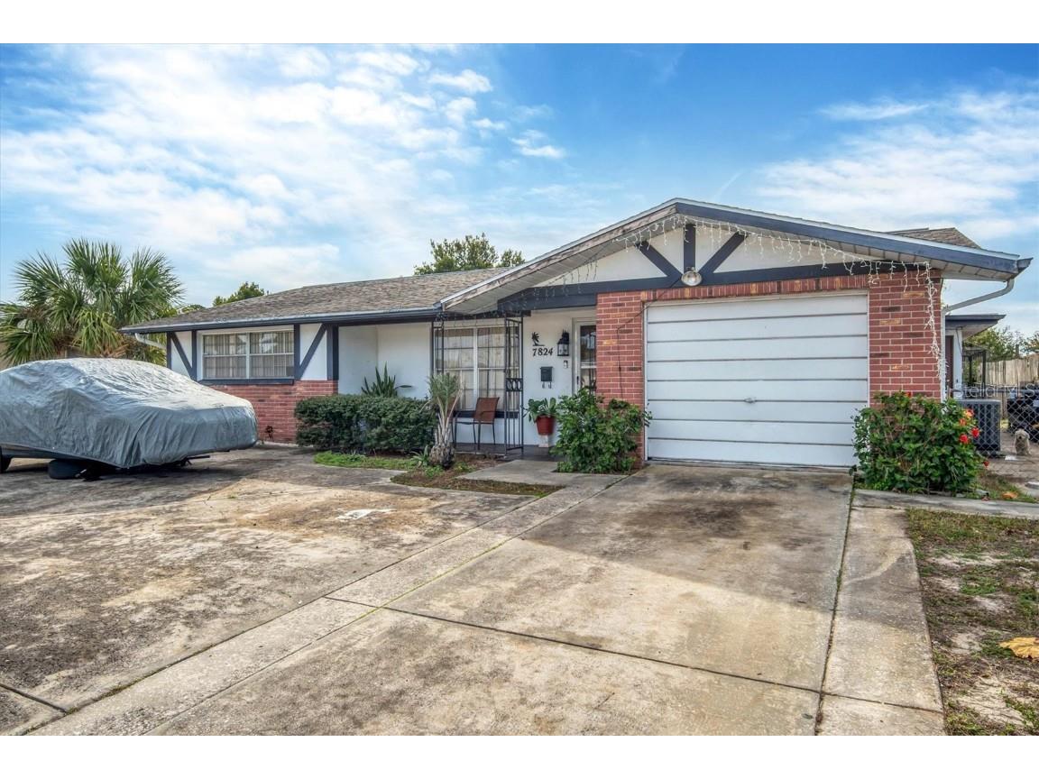 7824 Jasmine Boulevard Port Richey FL 34668 A4595175 image1