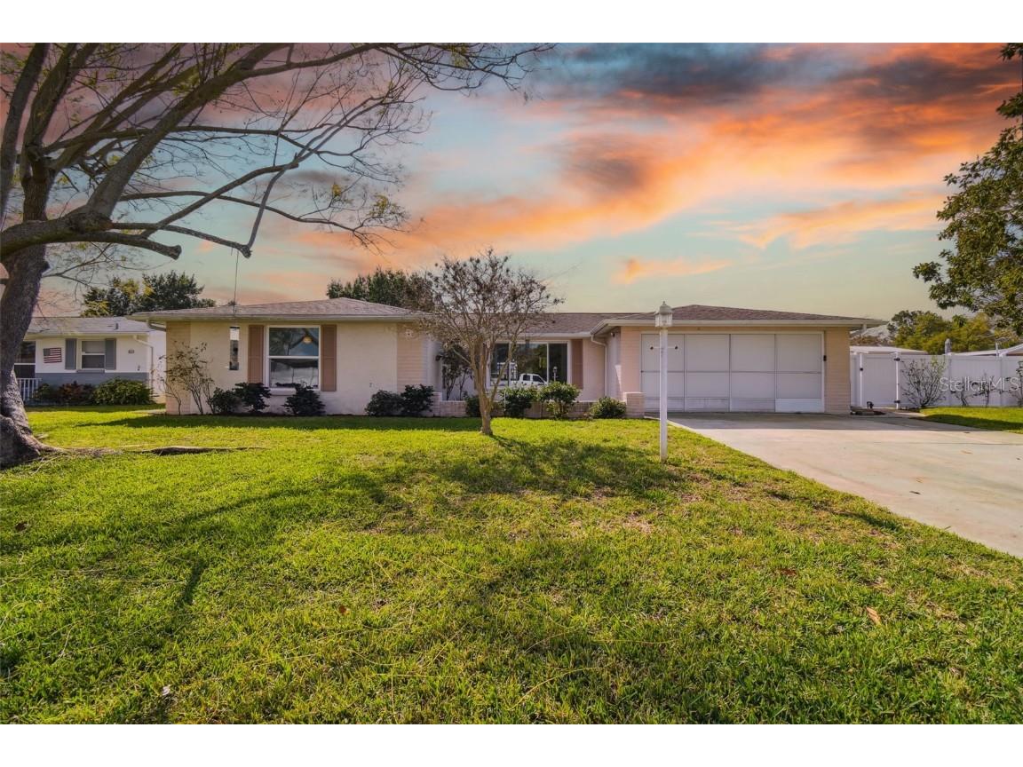 7824 Venice Drive Port Richey FL 34668 U8189279 image1
