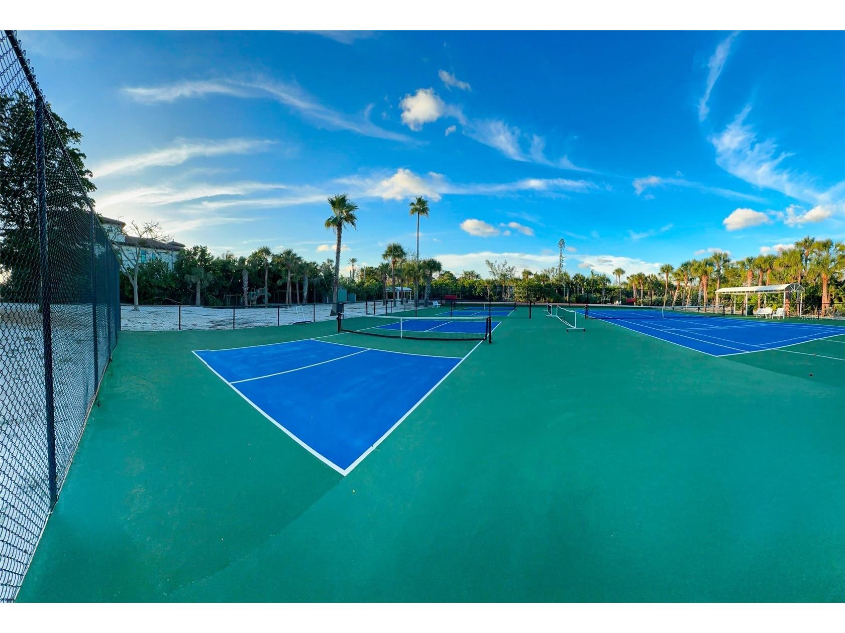 7825 Sanderling Road Sarasota FL 34242 - HERON LAGOON TB8508990 image39