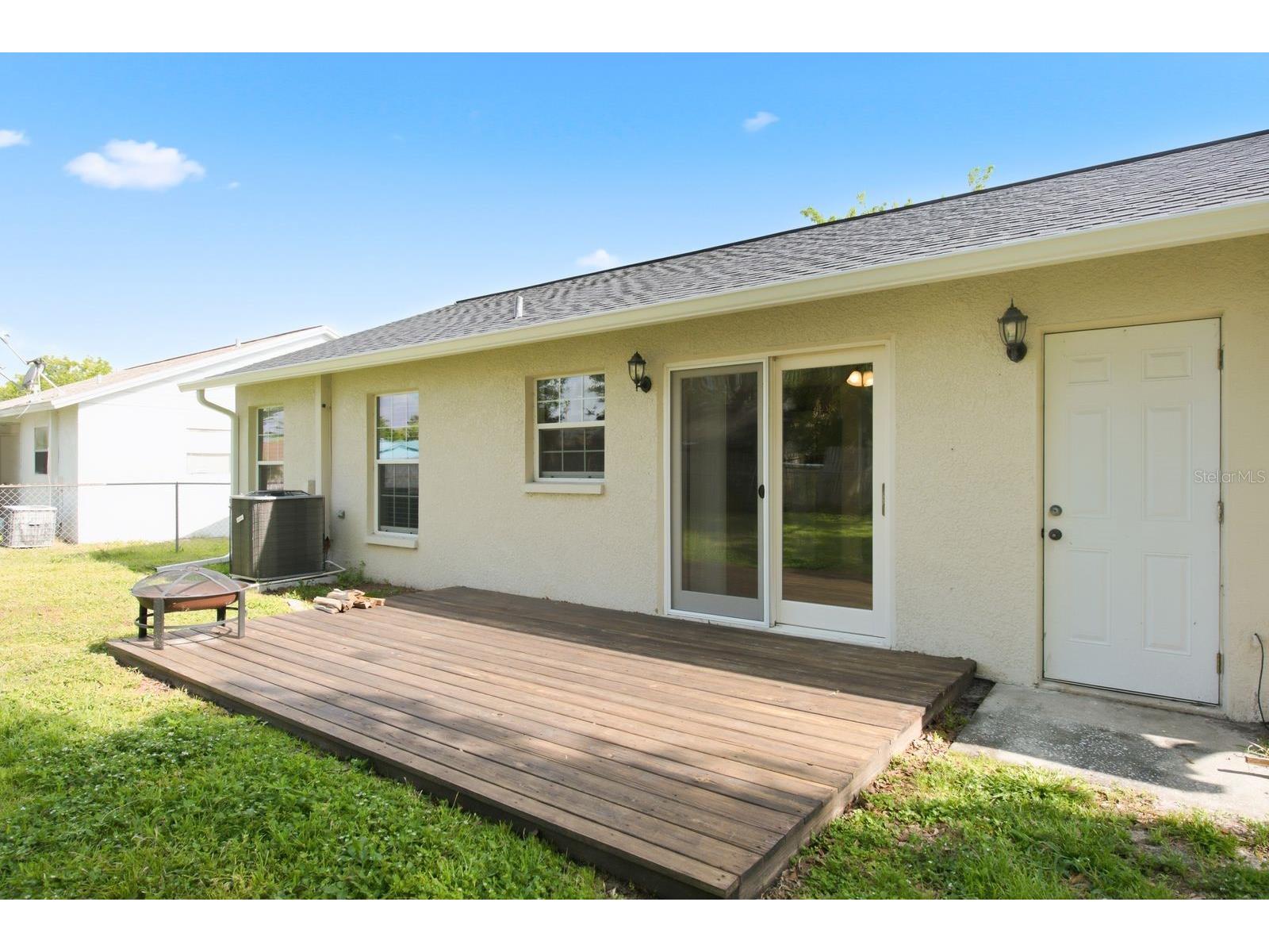 7826 Knox Loop New Port Richey FL 34655 TB8517950 image17