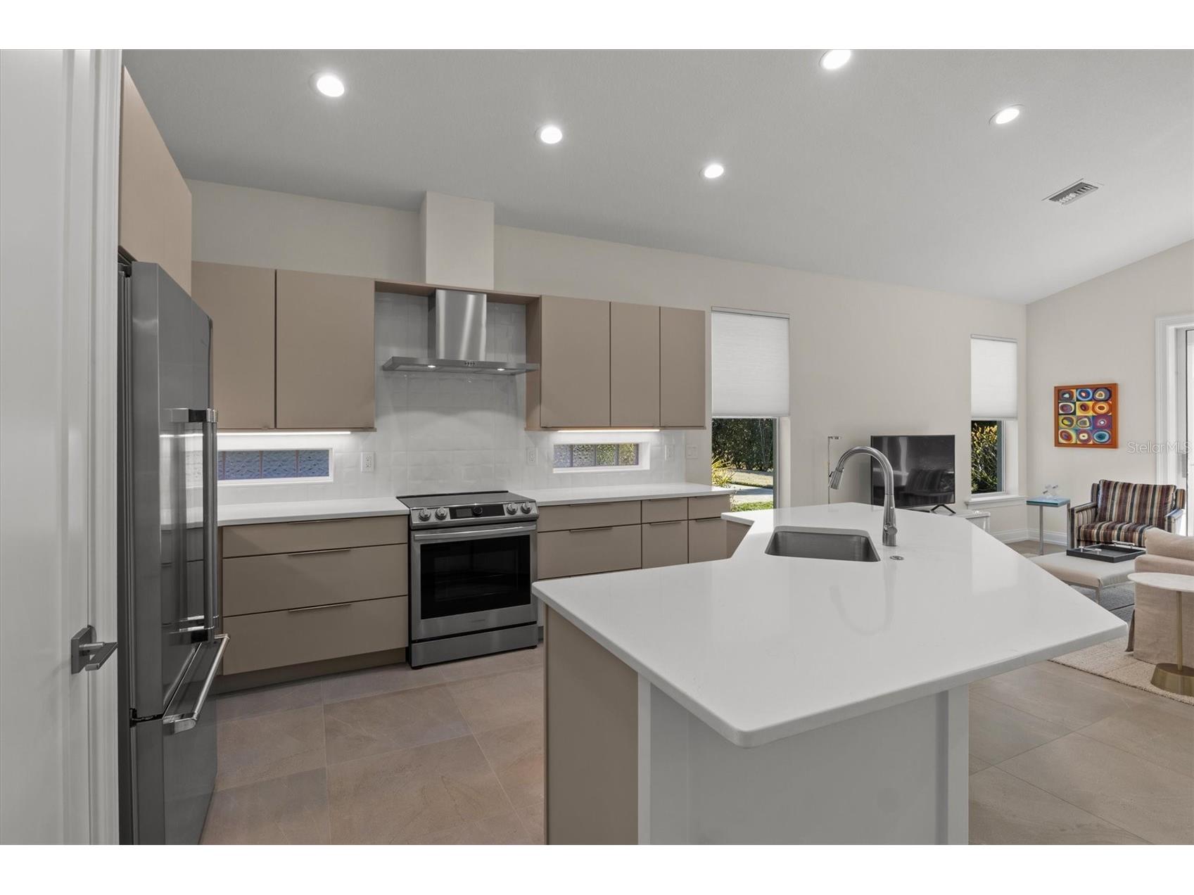 7826 Lake James Boulevard Lakeland FL 33810 L4958971 image7