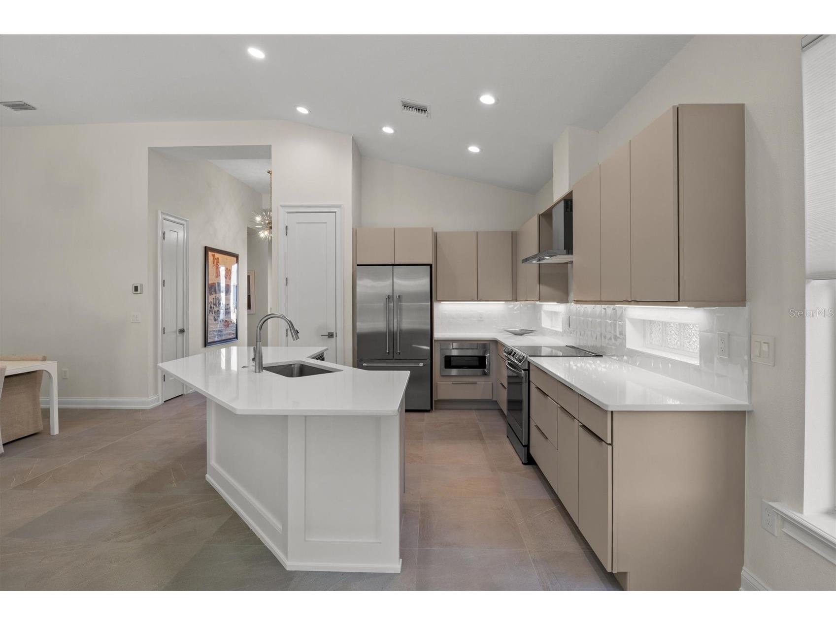 7826 Lake James Boulevard Lakeland FL 33810 L4958971 image9