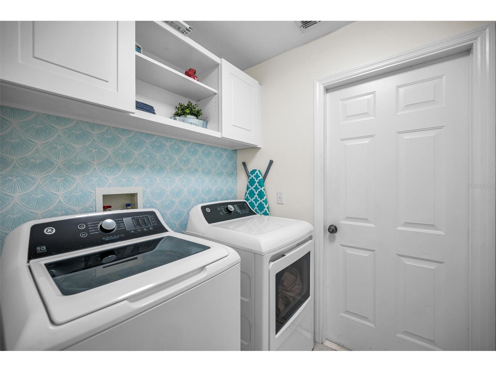 7826 Roundelay Drive New Port Richey FL 34654 TB8519384 image36