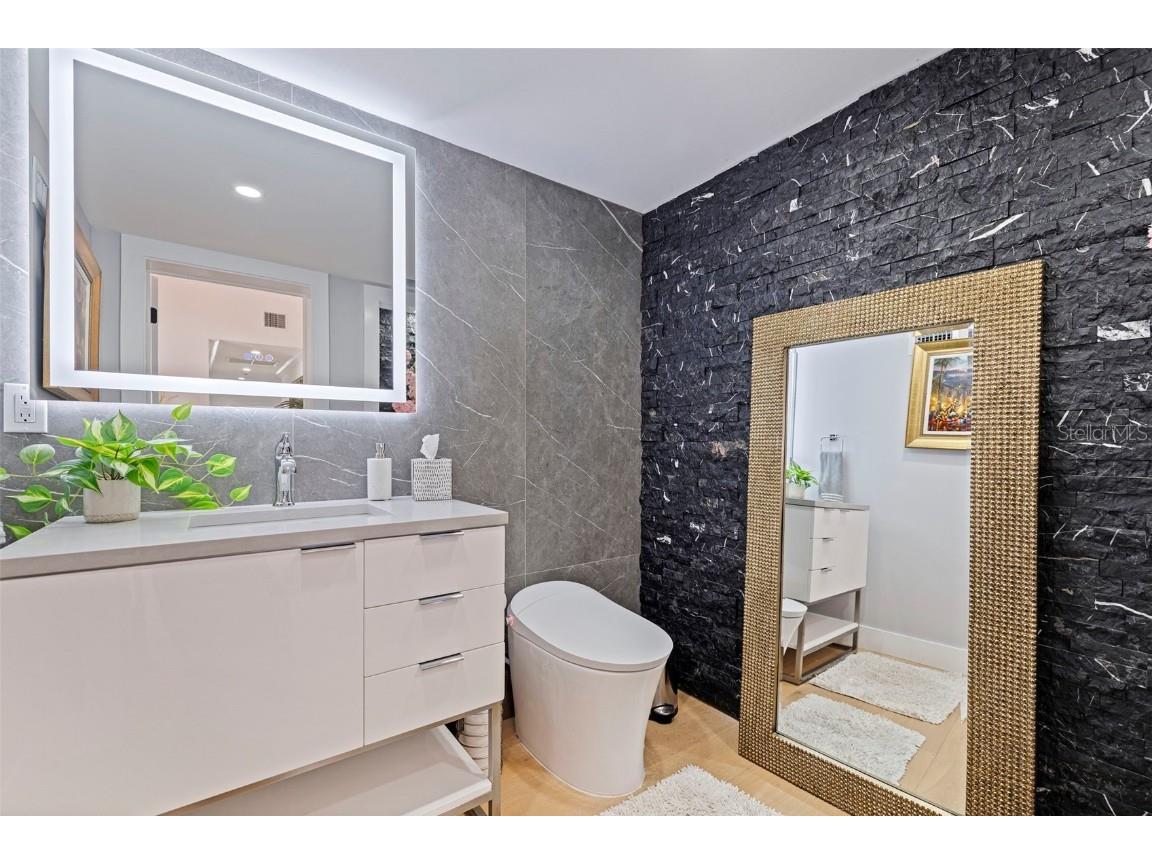 7827 9th Avenue S Saint Petersburg FL 33707 TB8453353 image10