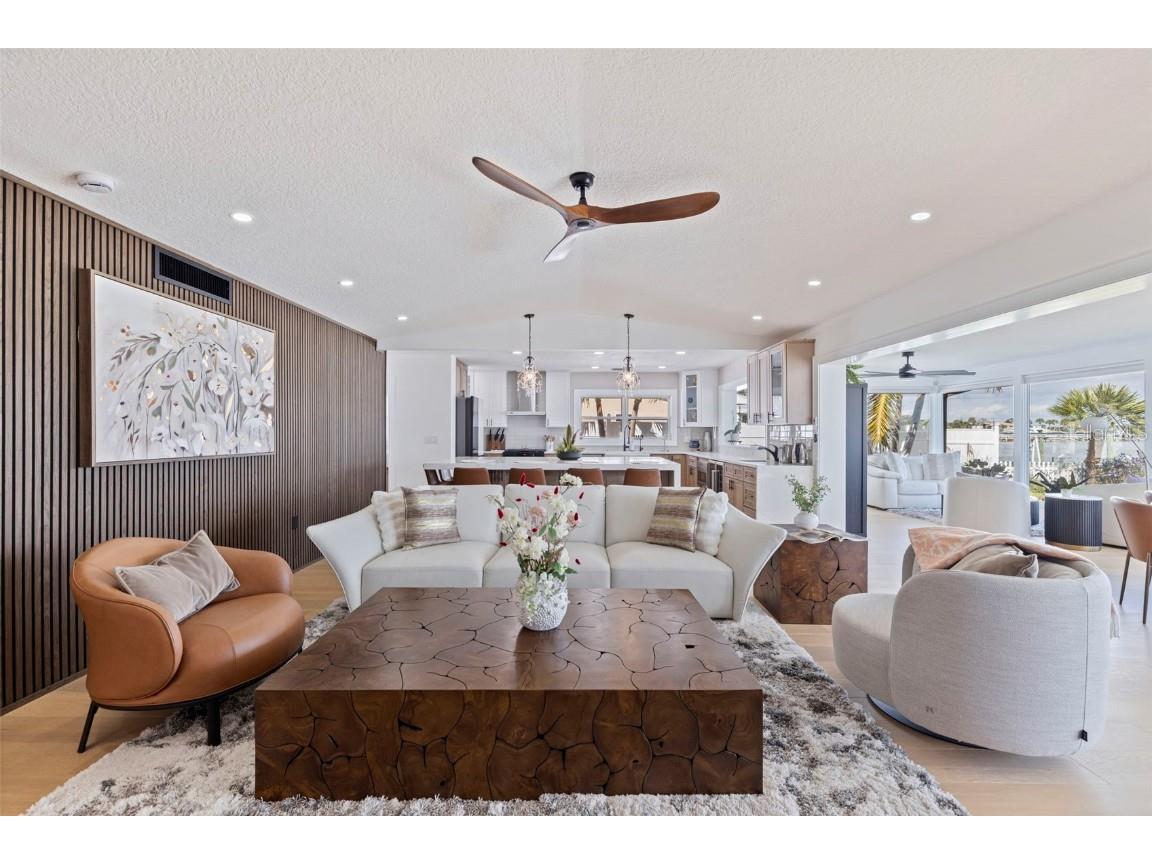 7827 9th Avenue S Saint Petersburg FL 33707 TB8453353 image13