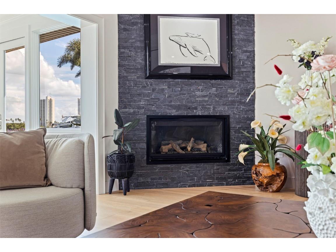 7827 9th Avenue S Saint Petersburg FL 33707 TB8453353 image14