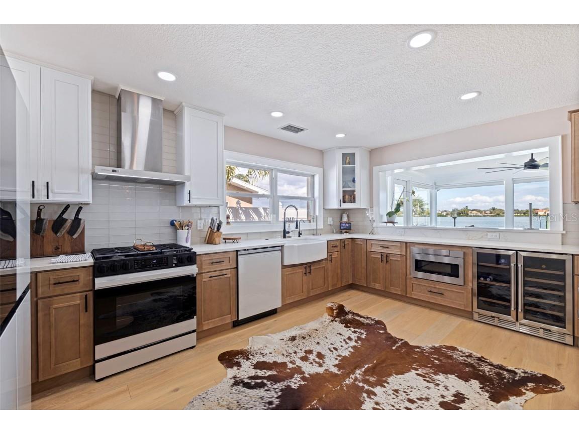 7827 9th Avenue S Saint Petersburg FL 33707 TB8453353 image16