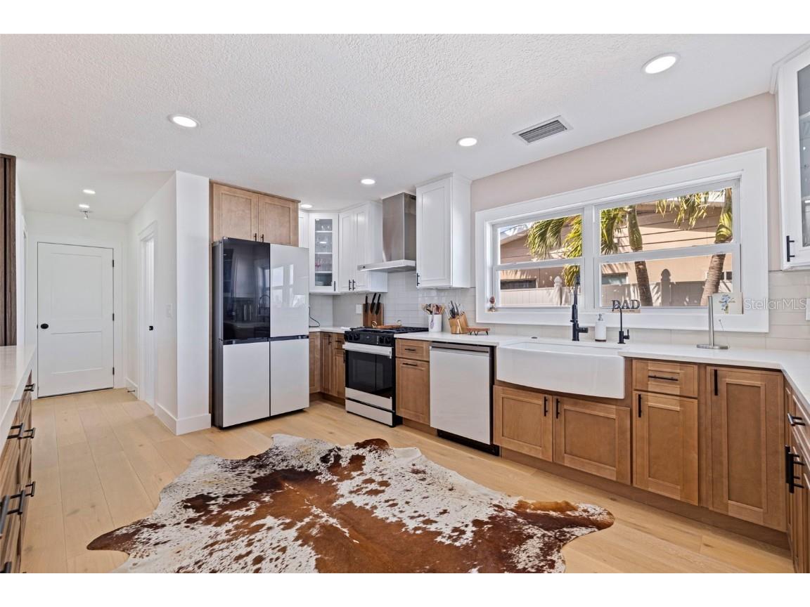 7827 9th Avenue S Saint Petersburg FL 33707 TB8453353 image19