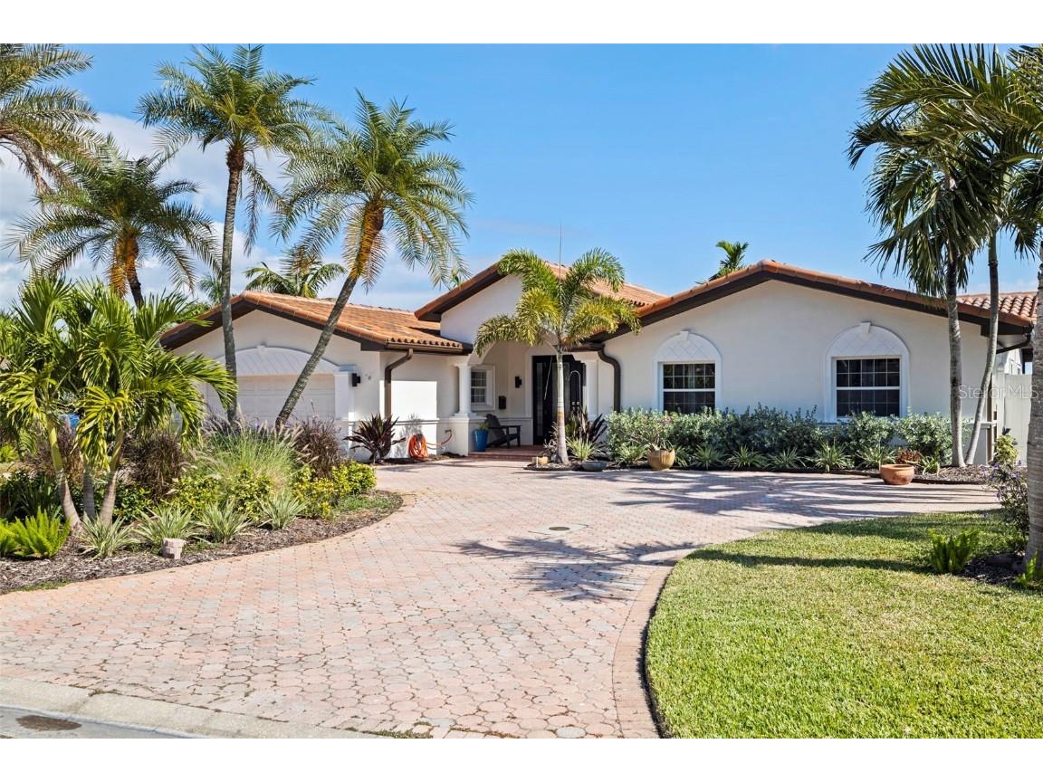 7827 9th Avenue S Saint Petersburg FL 33707 TB8453353 image2