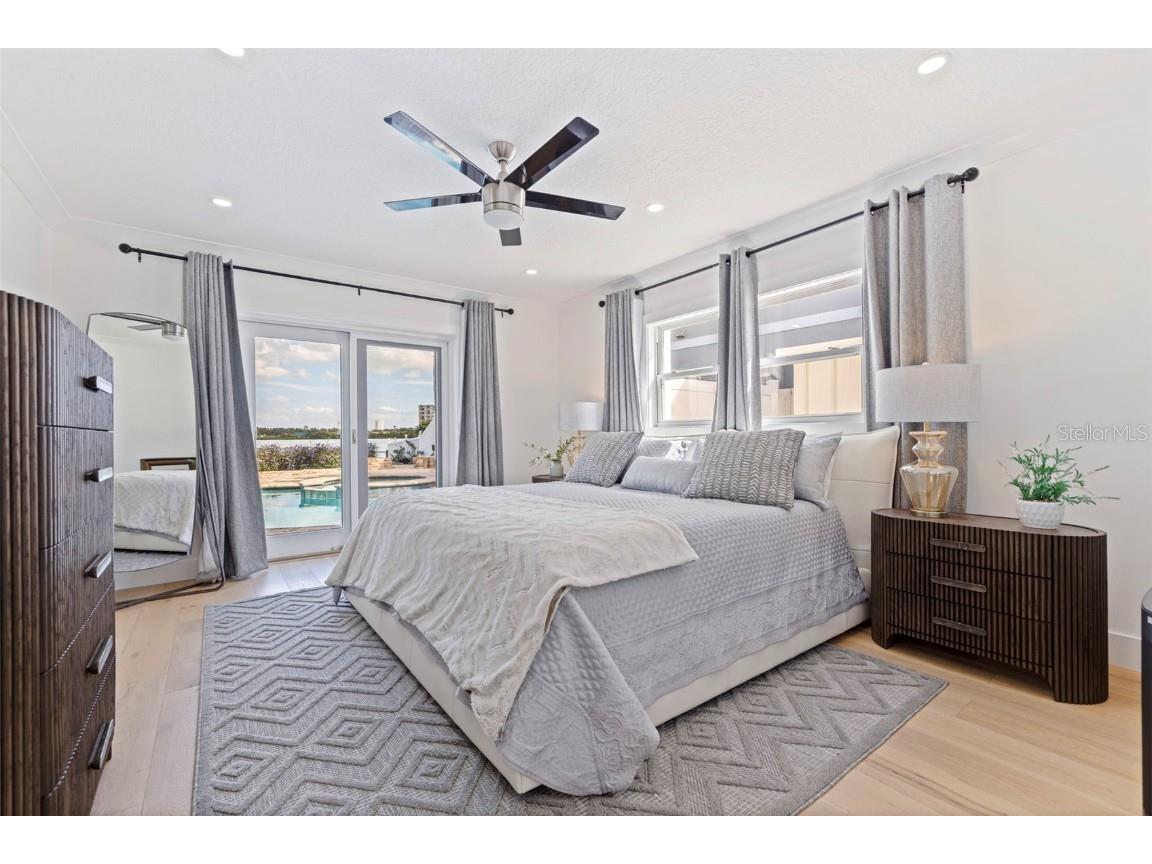 7827 9th Avenue S Saint Petersburg FL 33707 TB8453353 image28