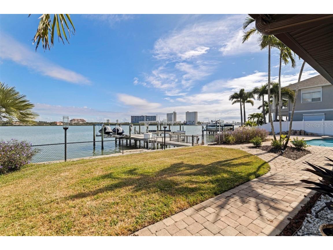 7827 9th Avenue S Saint Petersburg FL 33707 TB8453353 image38