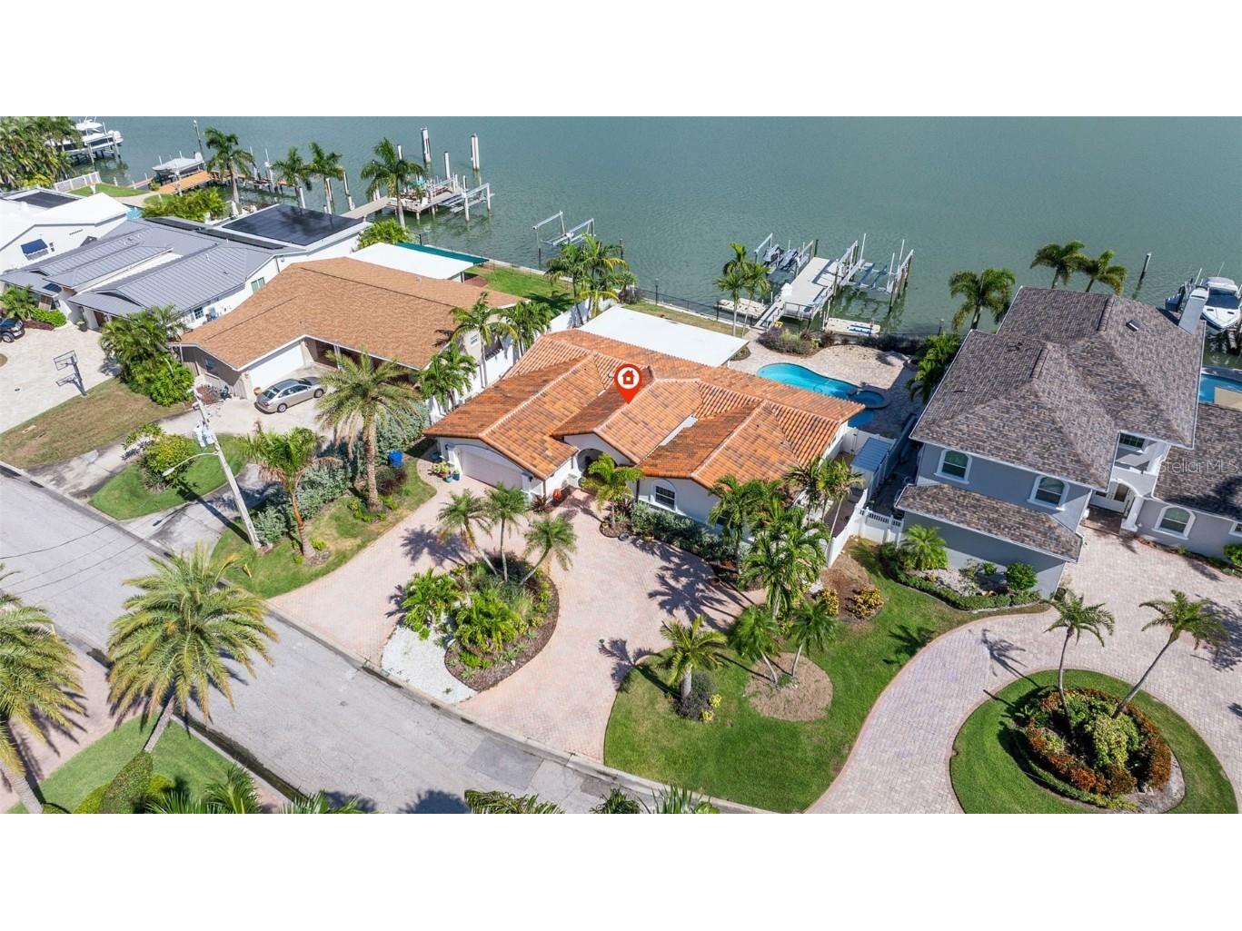 7827 9th Avenue S Saint Petersburg FL 33707 TB8453353 image4