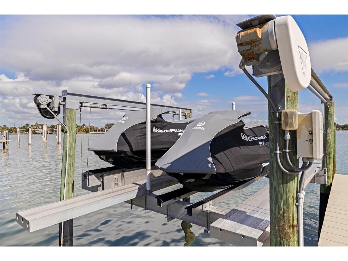 7827 9th Avenue S Saint Petersburg FL 33707 TB8453353 image43